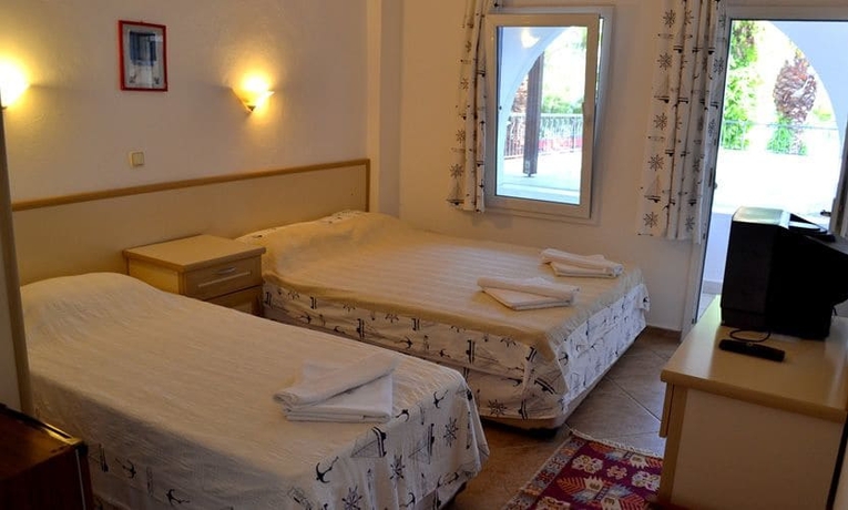 Imagen de la habitación del Bitez Deniz Hotel. Foto 15