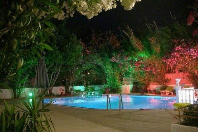 Imagen general del Bitez Doga Otel. Foto 10