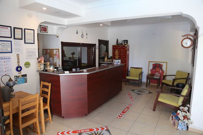 Imagen de los interiores del Bitez Otel. Foto 20