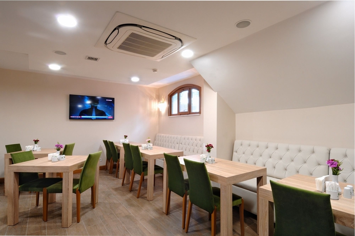 Imagen del bar/restaurante del Bizim Otel. Foto 4