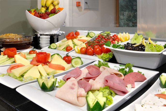 Imagen del bar/restaurante del Bizim Otel. Foto 8