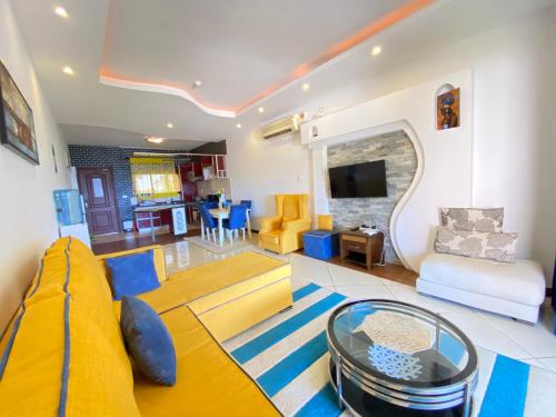 Imagen general del Bkay Beachfront Luxury Apartments. Foto 11
