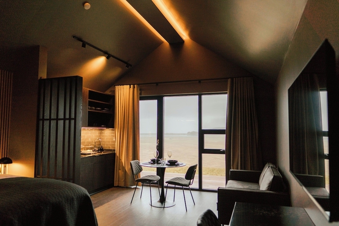 Imagen de la habitación del Black Beach Suites. Foto 3
