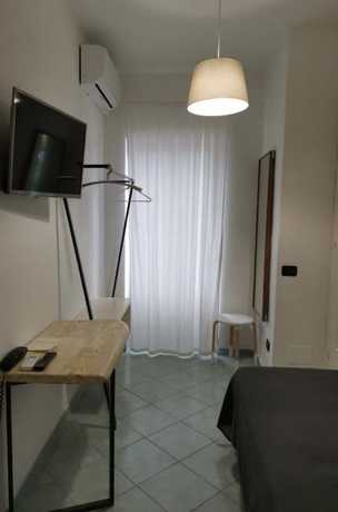 Imagen de la habitación del Black Market Hotel. Foto 8