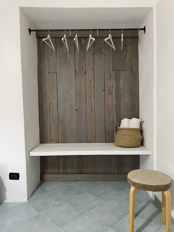 Imagen de la habitación del Black Market Hotel. Foto 9