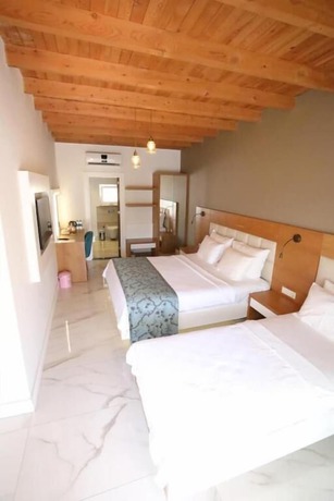 Imagen de la habitación del Blanca Beach Hotel. Foto 17
