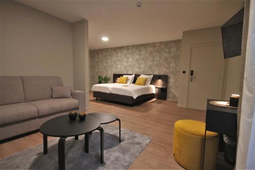 Imagen de la habitación del Bloomhotel. Foto 8