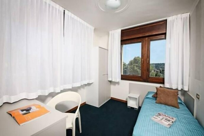 Imagen de la habitación del Blu Garda Hotel. Foto 7