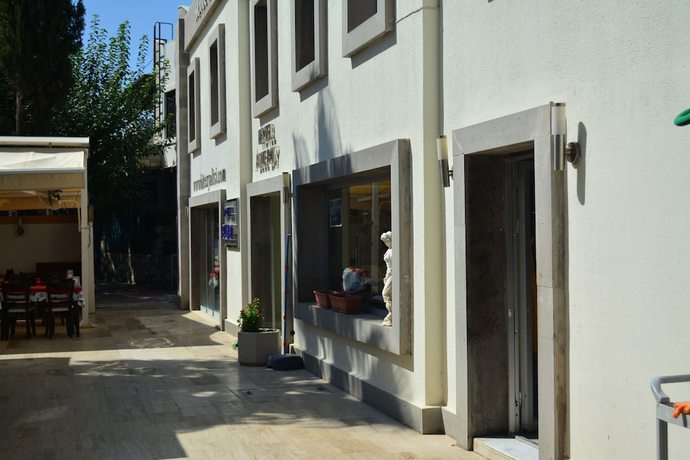 Imagen general del Blue Bay Hotel. Foto 2