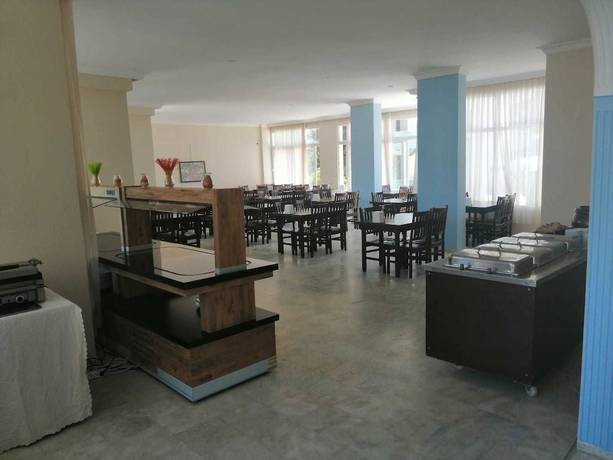 Imagen del bar/restaurante del Blue Egeria Park Hotel. Foto 2