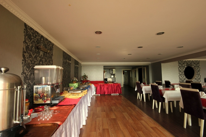 Imagen del bar/restaurante del Blue Marine Hotel. Foto 6