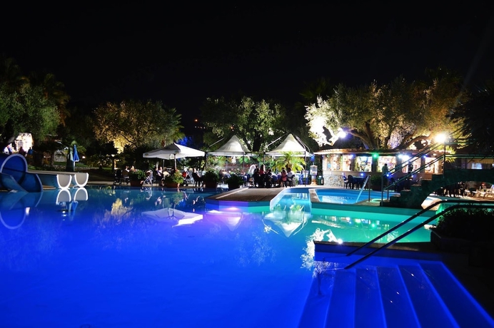 Imagen general del Blue Marine, Marina di Camerota. Foto 1