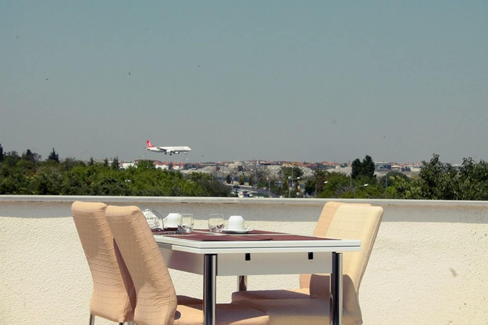 Imagen de los exteriores del Blue Otel, Estambul. Foto 13
