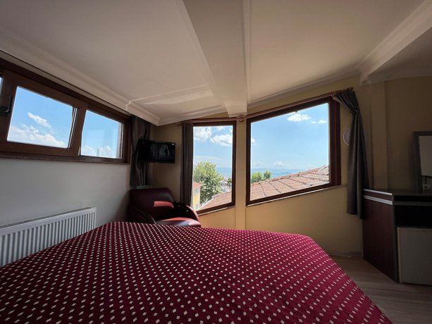 Imagen de la habitación del Blue Sea Hotel, Tuzla. Foto 4