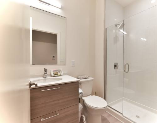 Imagen de la habitación del Bluebird Suites In China Town. Foto 4
