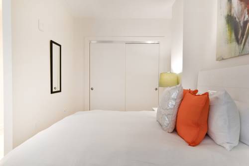 Imagen de la habitación del Bluebird Suites In China Town. Foto 6