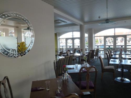Imagen general del Boathouse Hotel. Foto 1