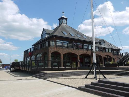 Imagen general del Boathouse Hotel. Foto 4