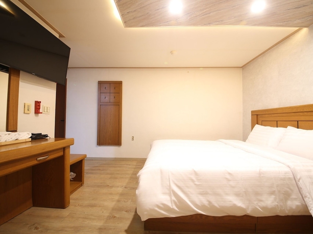 Imagen de la habitación del Bobos Hotel. Foto 9