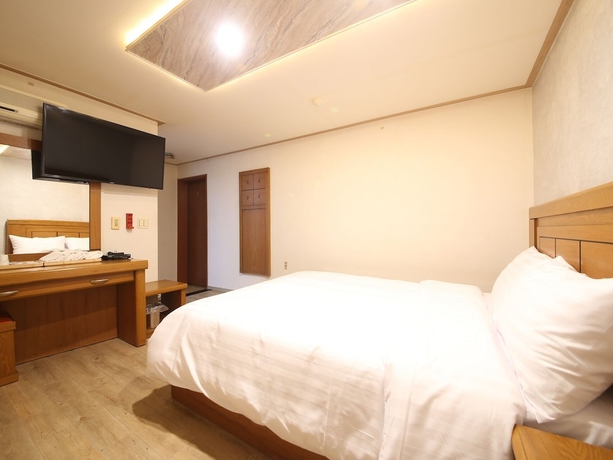 Imagen de la habitación del Bobos Hotel. Foto 14
