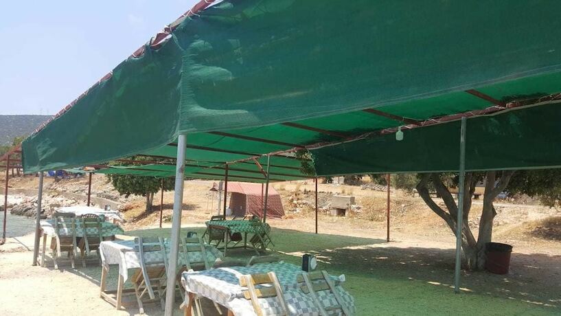 Imagen general del Bobus Restaurant and Bungalow. Foto 3