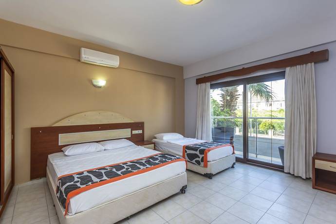Imagen de la habitación del Bodrum Moonlight Hotel. Foto 8