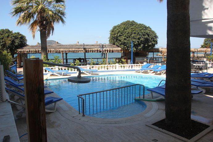 Imagen de la piscina del Bodrum Moonlight Hotel. Foto 18