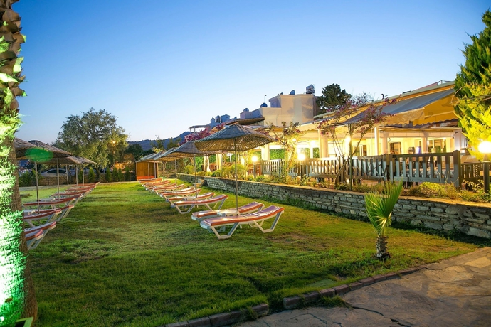 Imagen de los exteriores del Bodrum Sea Side Beach Club Hotel. Foto 8