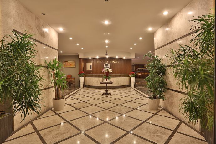 Imagen de los interiores del Bon Hotel City And Resort. Foto 12