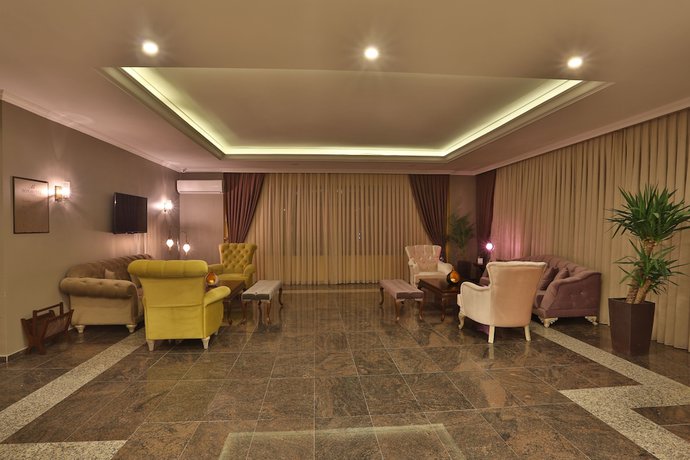 Imagen de los interiores del Bon Hotel City And Resort. Foto 15