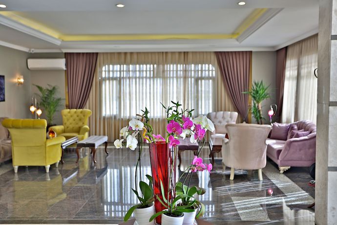 Imagen de los interiores del Bon Hotel City And Resort. Foto 17
