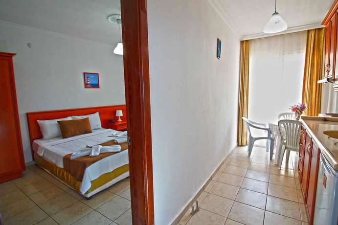 Imagen de la habitación del Bonapart Hotel. Foto 9