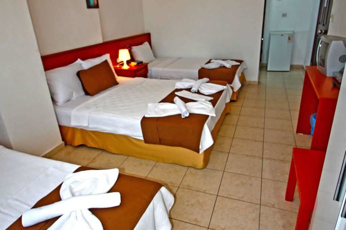 Imagen de la habitación del Bonapart Hotel. Foto 12