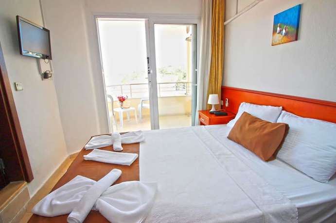 Imagen de la habitación del Bonapart Hotel. Foto 14