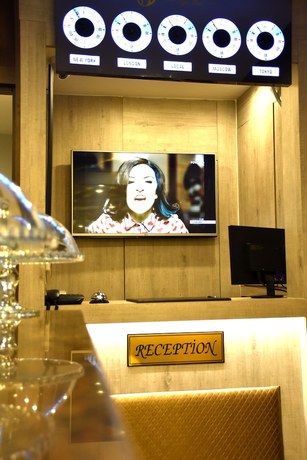 Imagen de los interiores del Bonne Sante Hotel. Foto 19