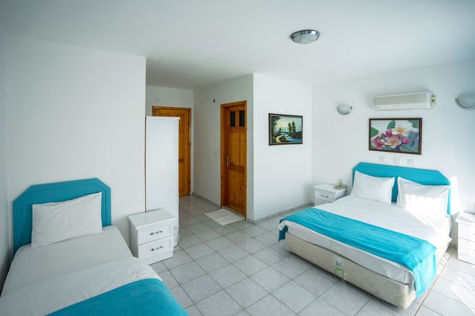 Imagen de la habitación del Bora Hotel. Foto 4