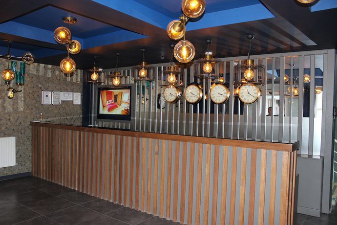Imagen de los interiores del Borapark Hotel. Foto 20