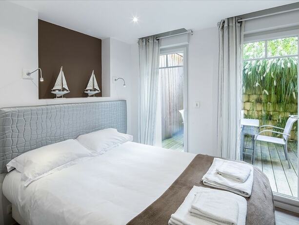 Imagen de la habitación del Bord\'o Appart Hoya Bella. Foto 14