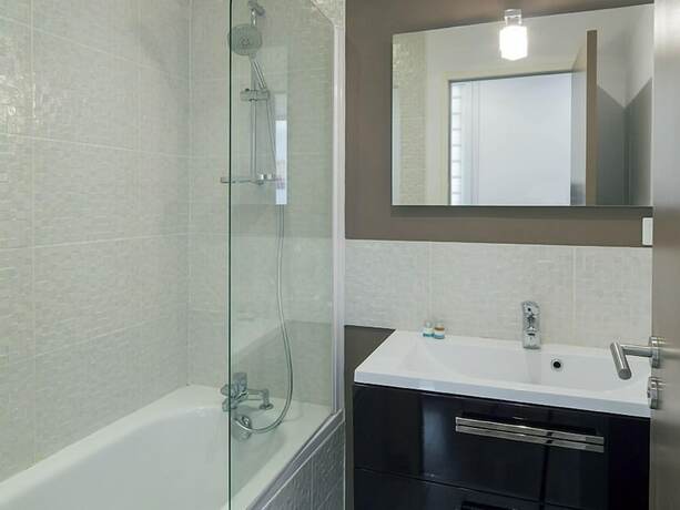 Imagen de la habitación del Bord\'o Appart Hoya Bella. Foto 15