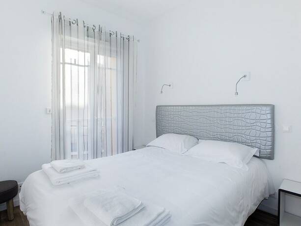 Imagen de la habitación del Bord\'o Appart Hoya Bella. Foto 16