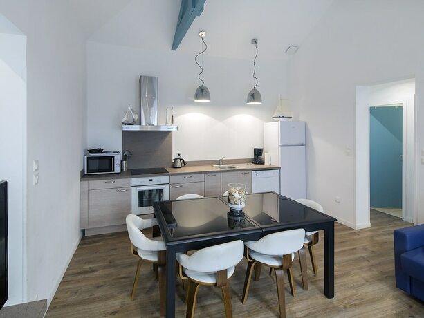 Imagen de la habitación del Bord\'o Appart Hoya Bella. Foto 17