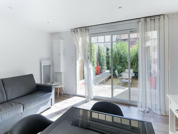 Imagen de la habitación del Bord\'o Appart Hoya Bella. Foto 18