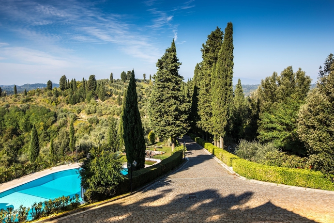 Imagen de los exteriores del Borgo Bucciano. Foto 14