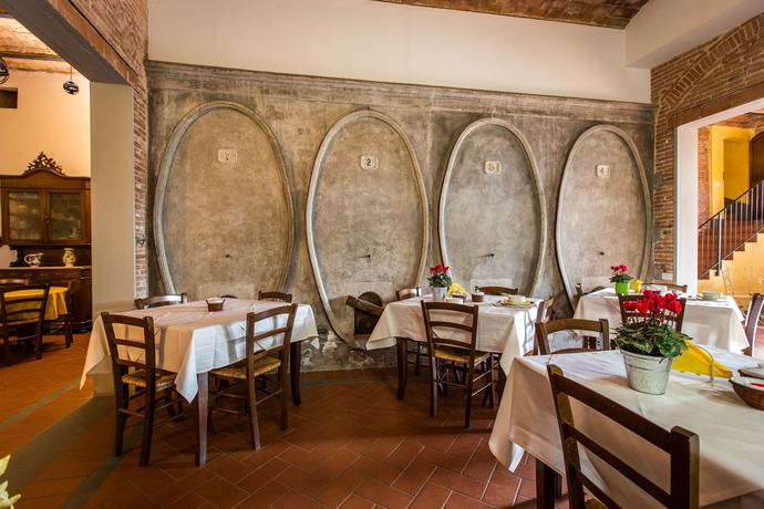 Imagen del bar/restaurante del Borgo Bucciano. Foto 2