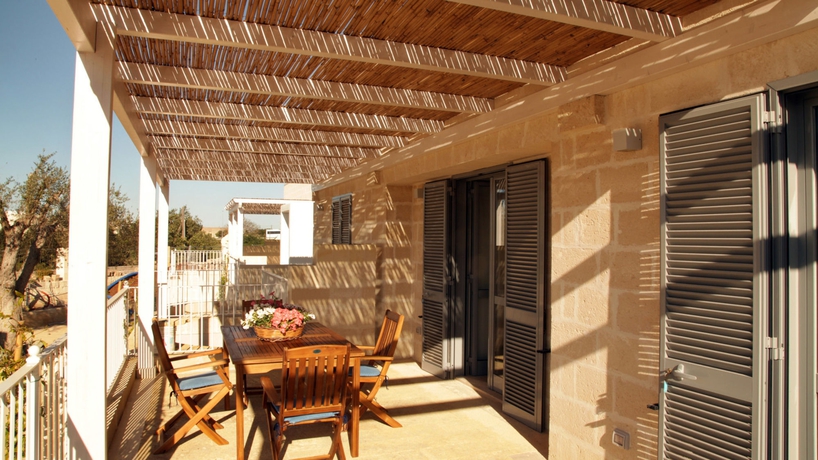 Imagen de los exteriores del Borgo De Li Santi. Foto 7