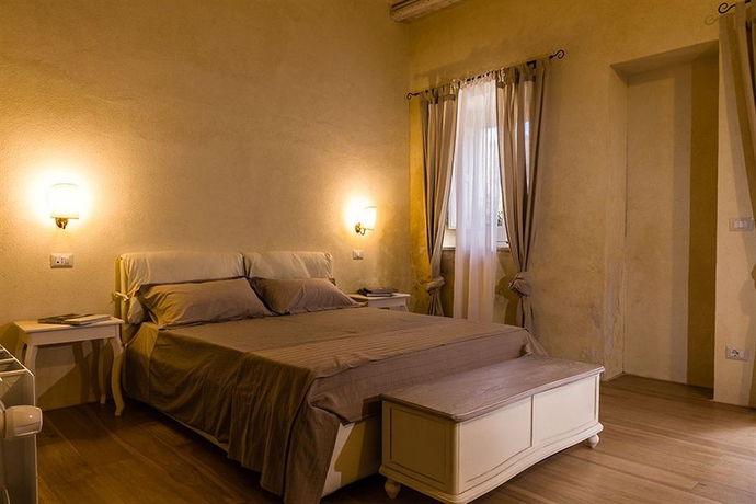 Imagen de la habitación del Borgo Del Carato. Foto 7