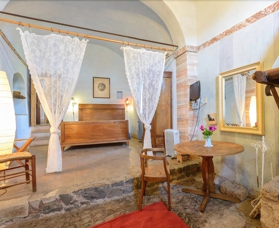 Imagen de la habitación del Borgo Di Tragliata. Foto 15