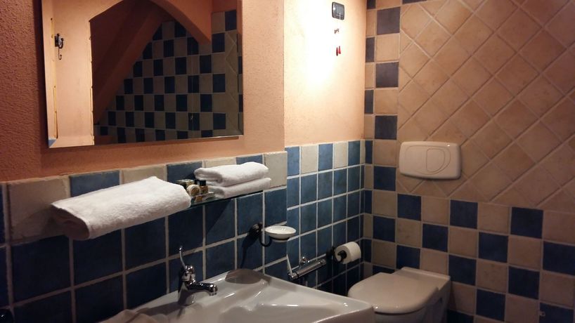 Imagen de los exteriores del Borgo Divino. Foto 12