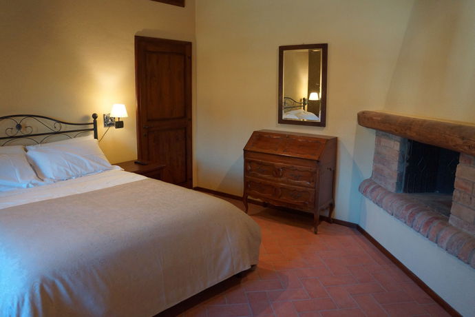 Imagen de los exteriores del Borgo Divino. Foto 14