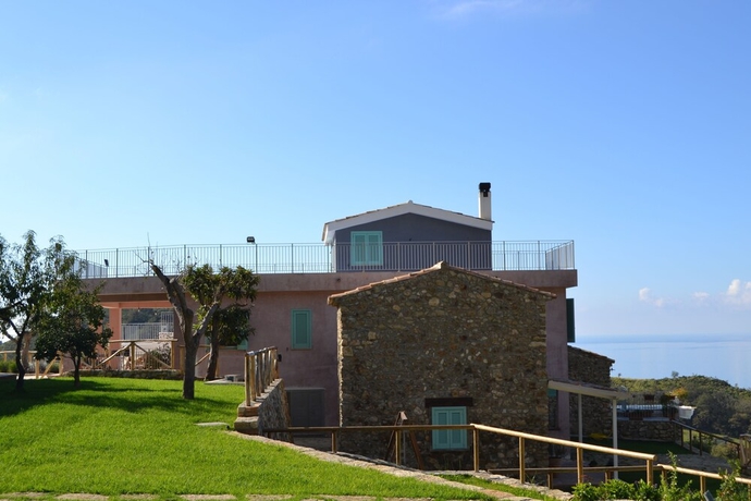 Imagen de los exteriores del Borgo Rosso di Sera Resort Country Chic. Foto 12
